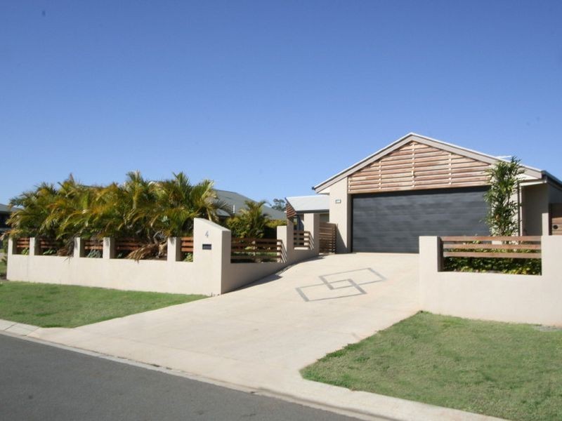 4 Sunsail Place, Thornlands QLD 4164