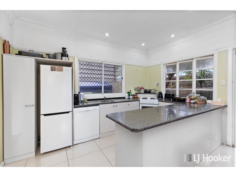 146 Shore Street North, Cleveland QLD 4163