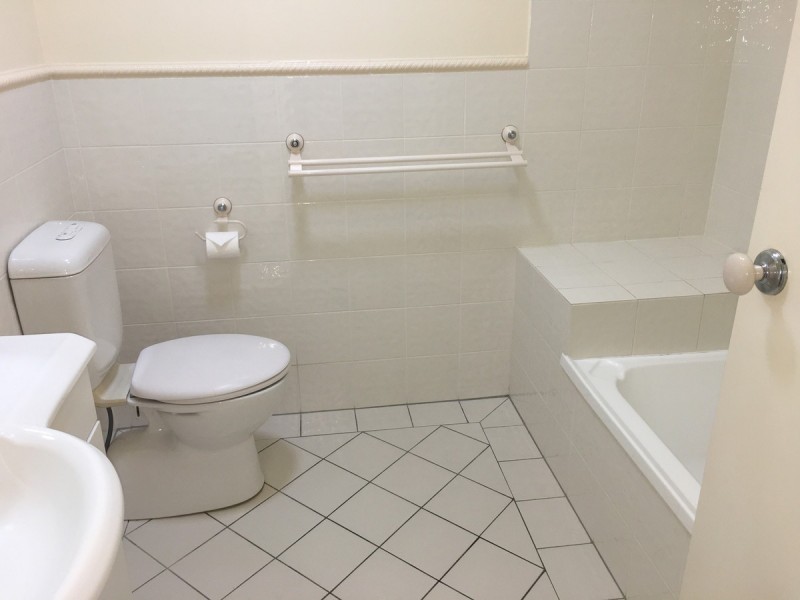 60/6 Harbourview Court, Raby Bay QLD 4163