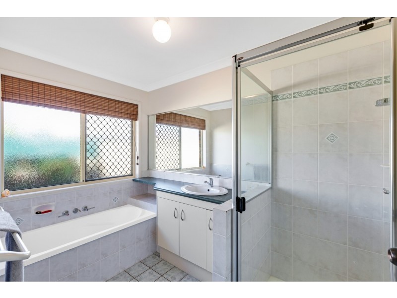 19 Kestrel Court, Victoria Point QLD 4165