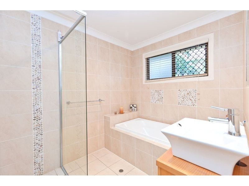 15 Sturt Street, Cleveland QLD 4163