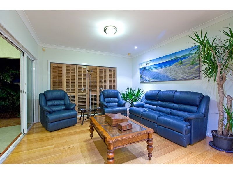 7 Carling Court, Raby Bay QLD 4163