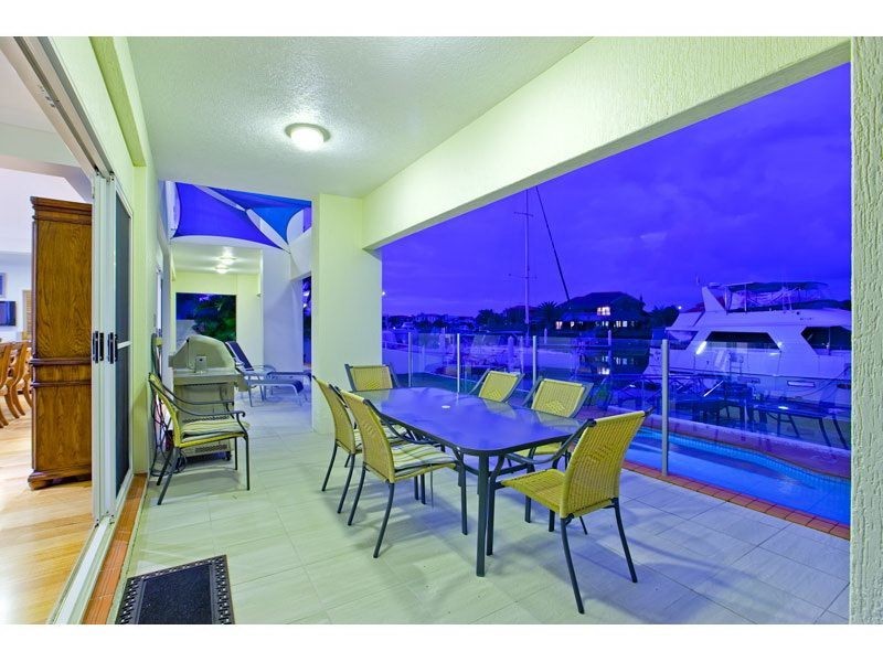 7 Carling Court, Raby Bay QLD 4163