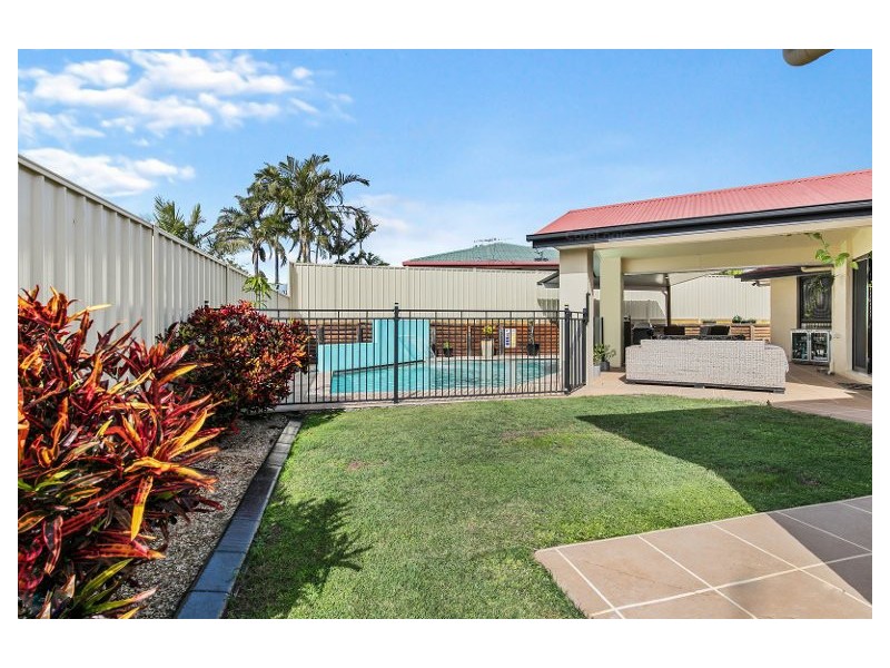 17 Gilchrist Street, Wellington Point QLD 4160