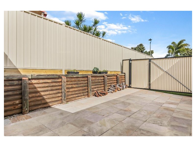 17 Gilchrist Street, Wellington Point QLD 4160