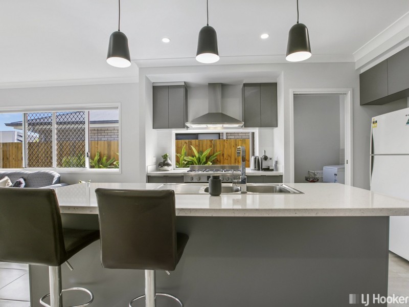 57 Kingsdale Avenue, Thornlands QLD 4164