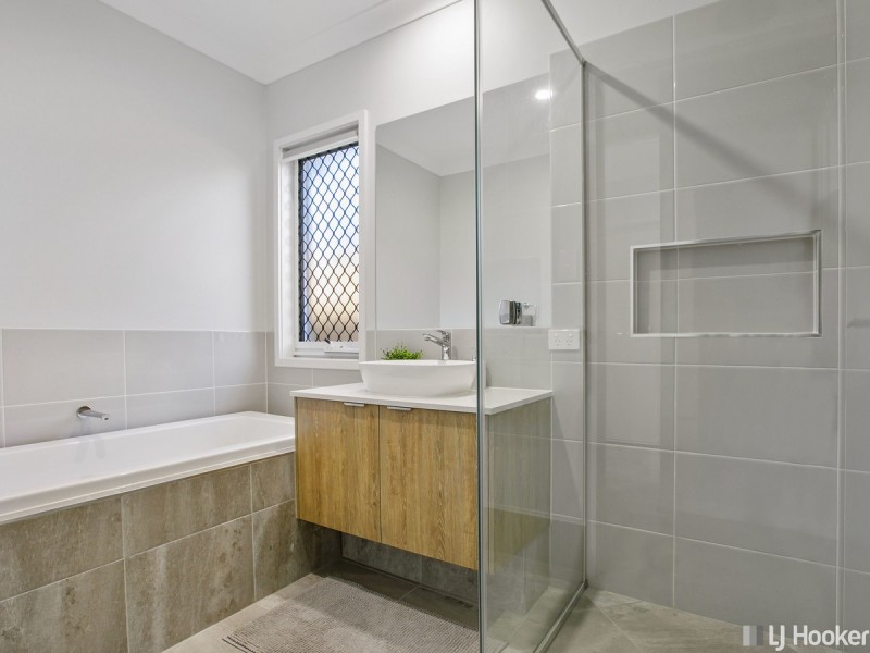 57 Kingsdale Avenue, Thornlands QLD 4164