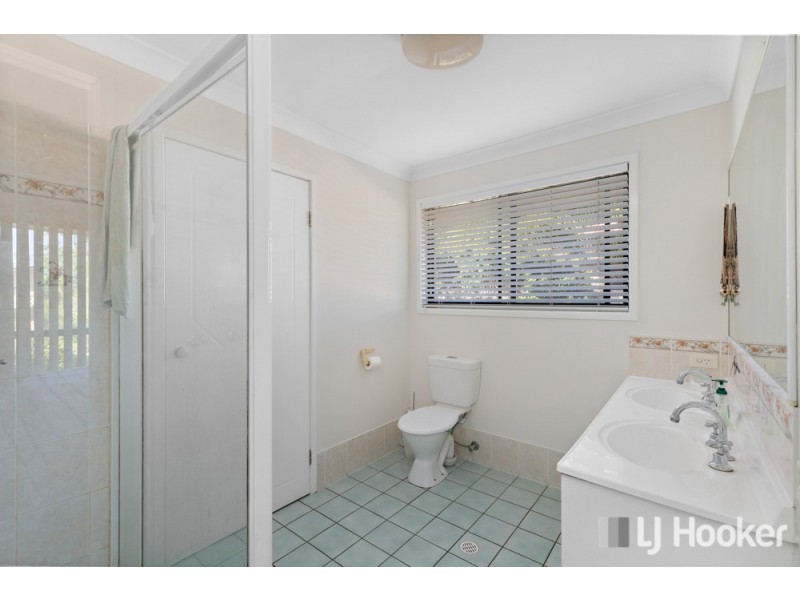 36 Burbank Road, Birkdale QLD 4159