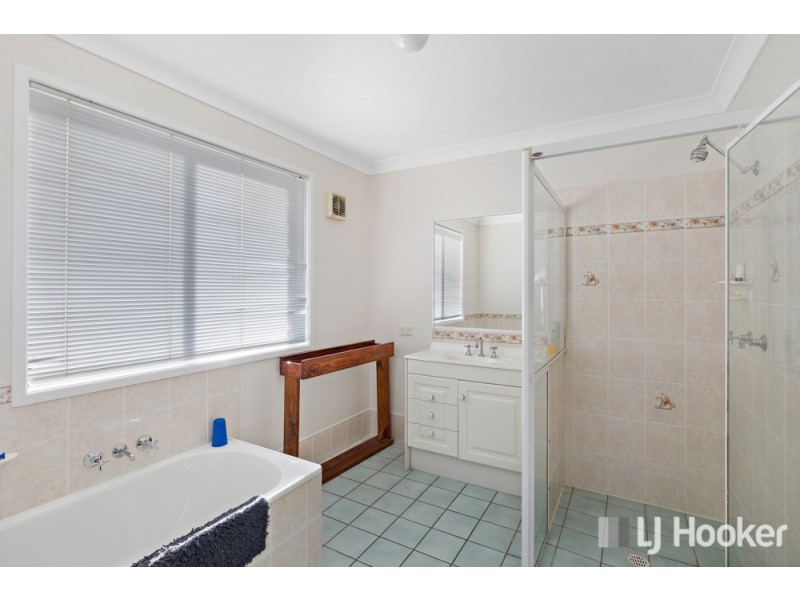 36 Burbank Road, Birkdale QLD 4159