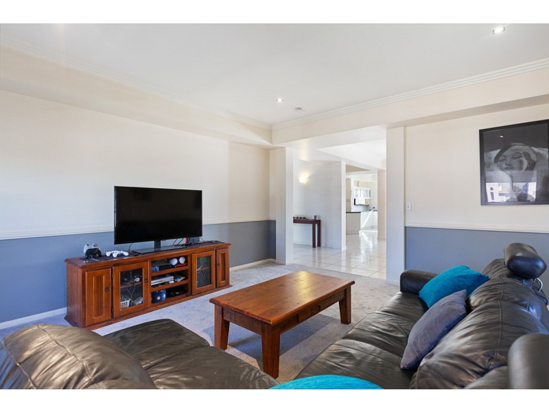 8 Moreton View Crescent, Thornlands QLD 4164