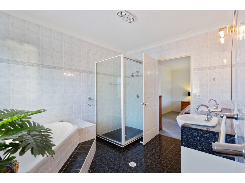 8 Moreton View Crescent, Thornlands QLD 4164