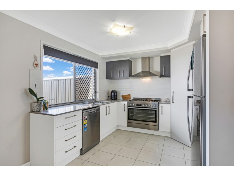 64 Majestic Circuit, Thornlands QLD 4164