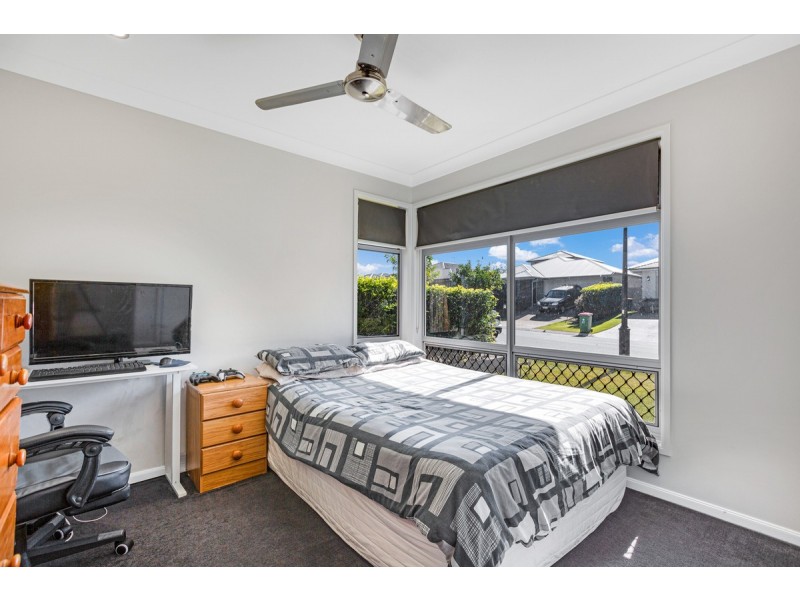 64 Majestic Circuit, Thornlands QLD 4164