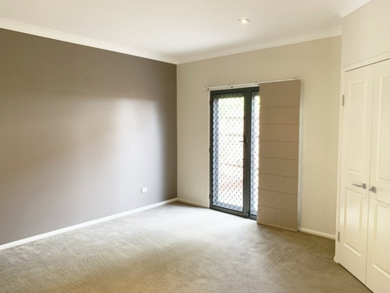8 Yorston Place, Ormiston QLD 4160