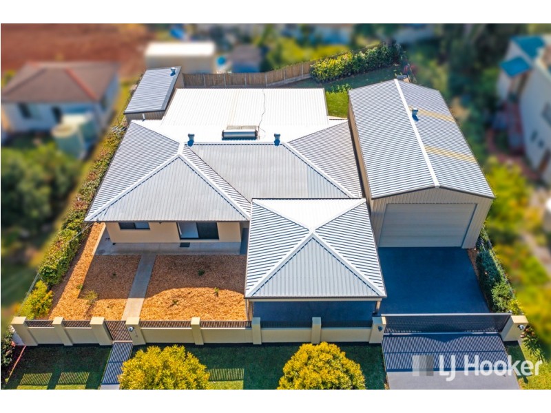 4 Ray Street, Cleveland QLD 4163