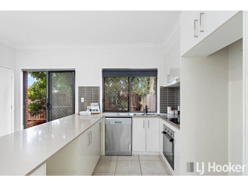 3/194 James Street, Redland Bay QLD 4165