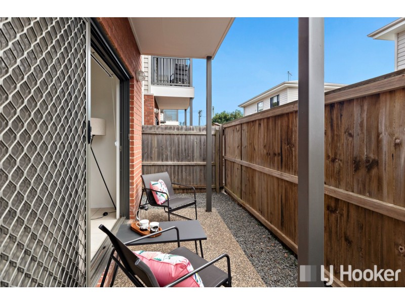 3/194 James Street, Redland Bay QLD 4165