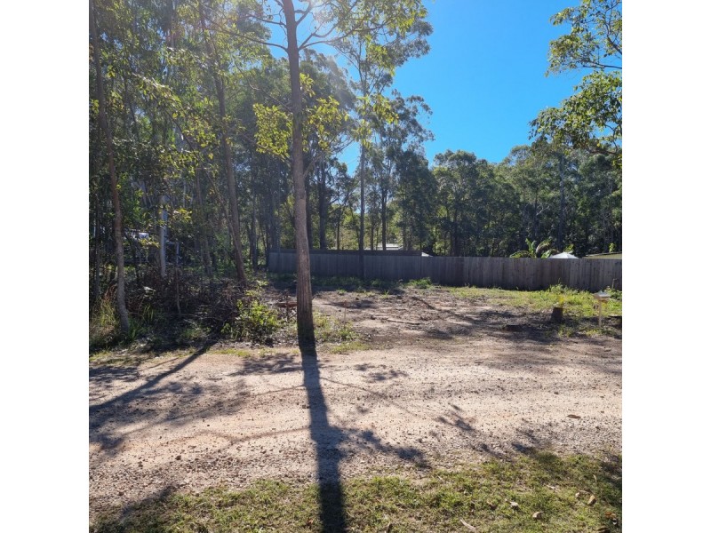 47 Lagoon Road, Russell Island QLD 4184