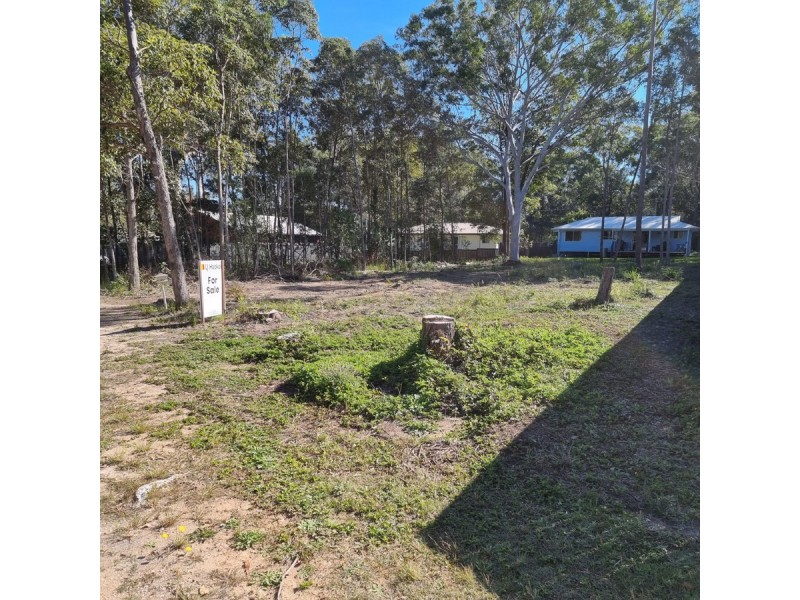 47 Lagoon Road, Russell Island QLD 4184