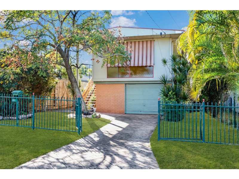 31 Thomas Street, Birkdale QLD 4159