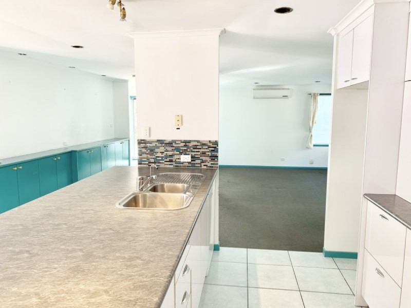 36 Mary Pleasant Drive, Birkdale QLD 4159