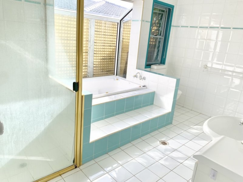 36 Mary Pleasant Drive, Birkdale QLD 4159