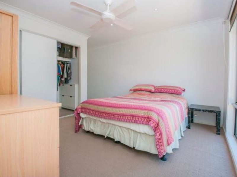 35 Stradbroke Street, Redland Bay QLD 4165