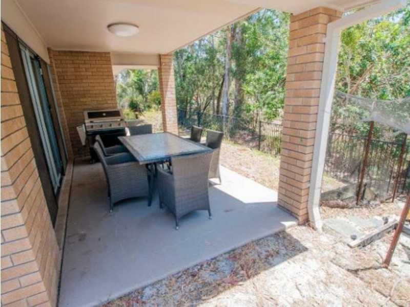 35 Stradbroke Street, Redland Bay QLD 4165