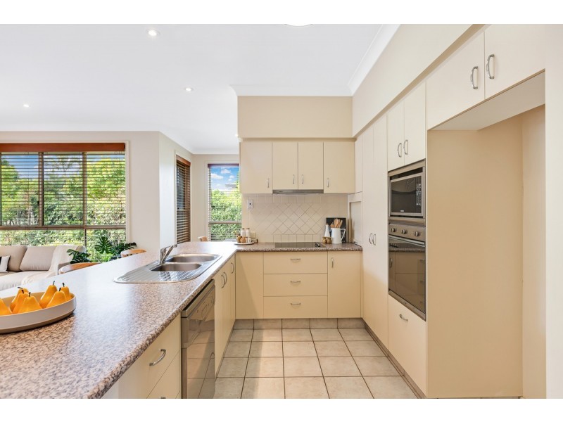 1 Fig Tree Place, Ormiston QLD 4160