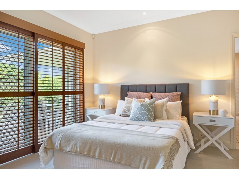 1 Fig Tree Place, Ormiston QLD 4160