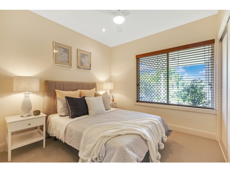 1 Fig Tree Place, Ormiston QLD 4160