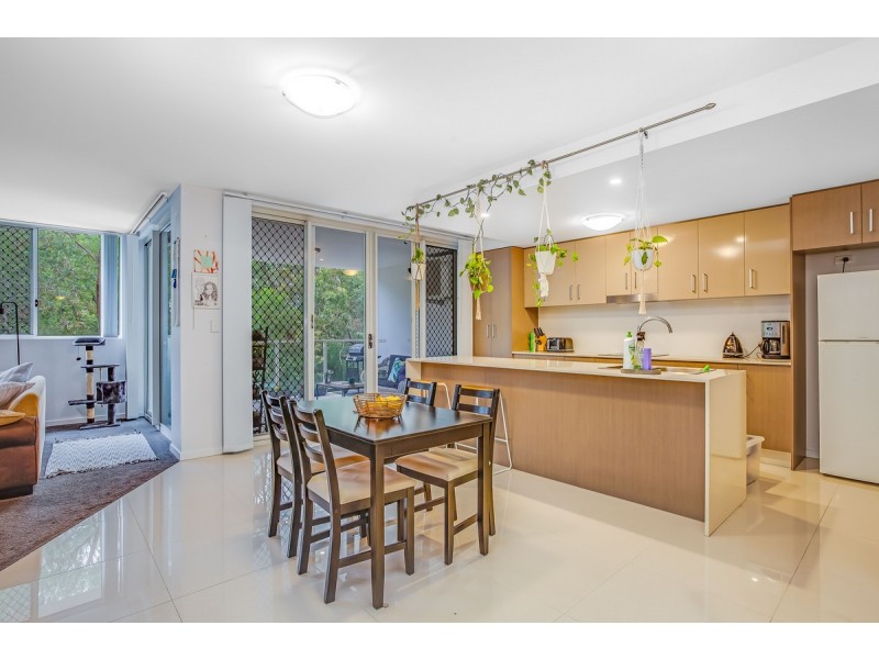 17/21-23 Pittwin Road North, Capalaba QLD 4157