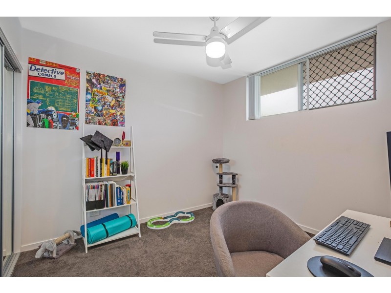 17/21-23 Pittwin Road North, Capalaba QLD 4157