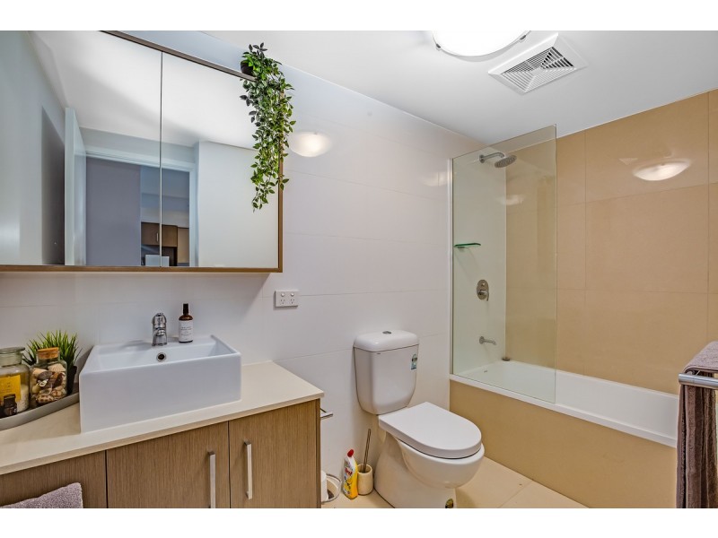 17/21-23 Pittwin Road North, Capalaba QLD 4157