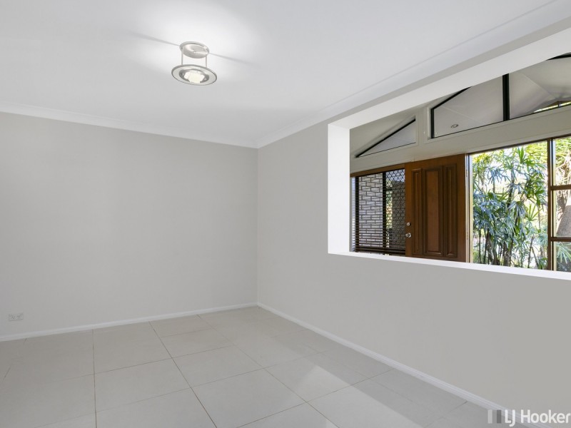 11 Trafalgar Vale Avenue, Wellington Point QLD 4160