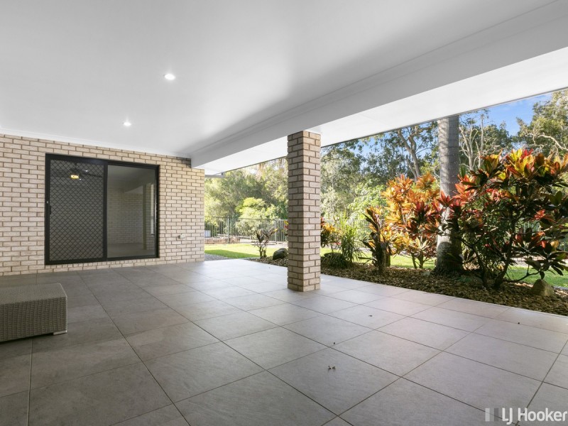 11 Trafalgar Vale Avenue, Wellington Point QLD 4160