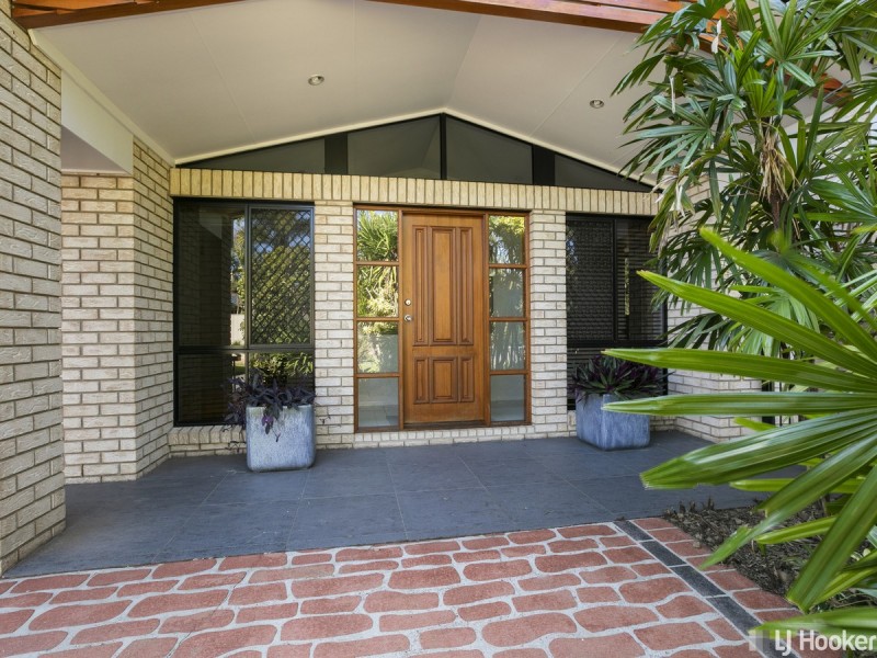 11 Trafalgar Vale Avenue, Wellington Point QLD 4160