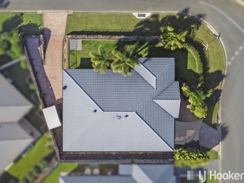 11 Trafalgar Vale Avenue, Wellington Point QLD 4160