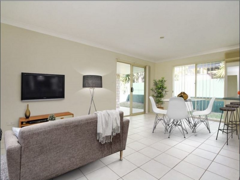 14 Gladebourne Crescent, Victoria Point QLD 4165