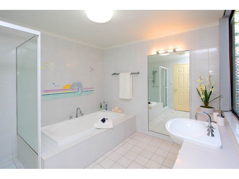 33 Anchorage Drive, Cleveland QLD 4163