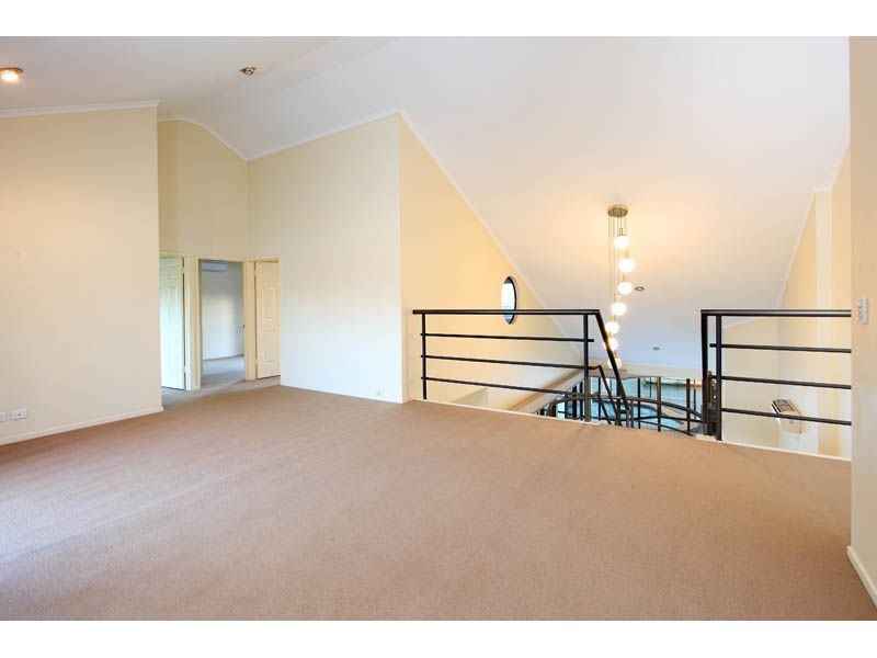 33 Anchorage Drive, Cleveland QLD 4163