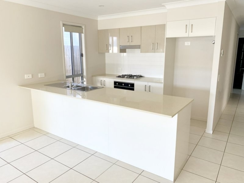 3B Moore Street, Victoria Point QLD 4165