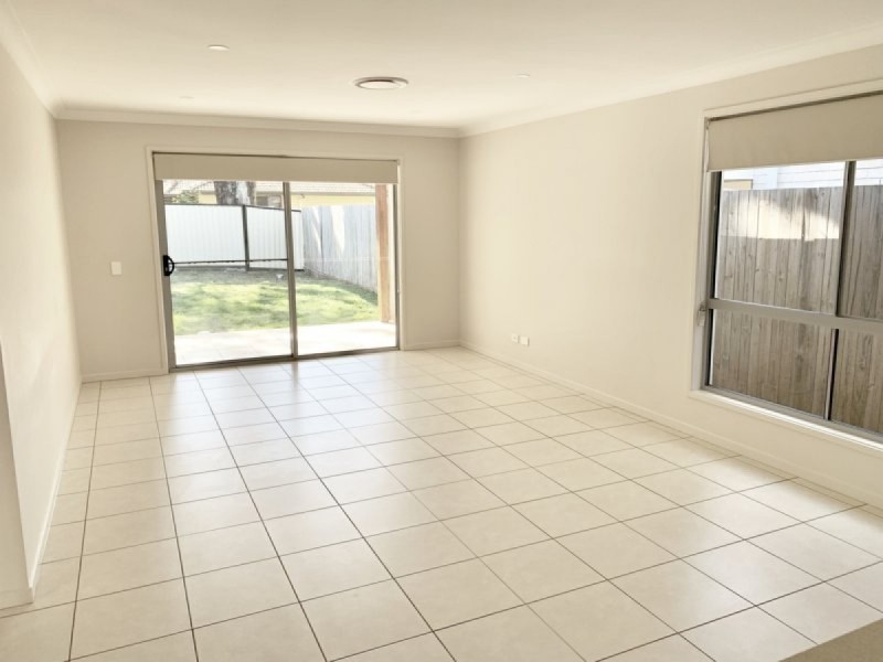 3B Moore Street, Victoria Point QLD 4165