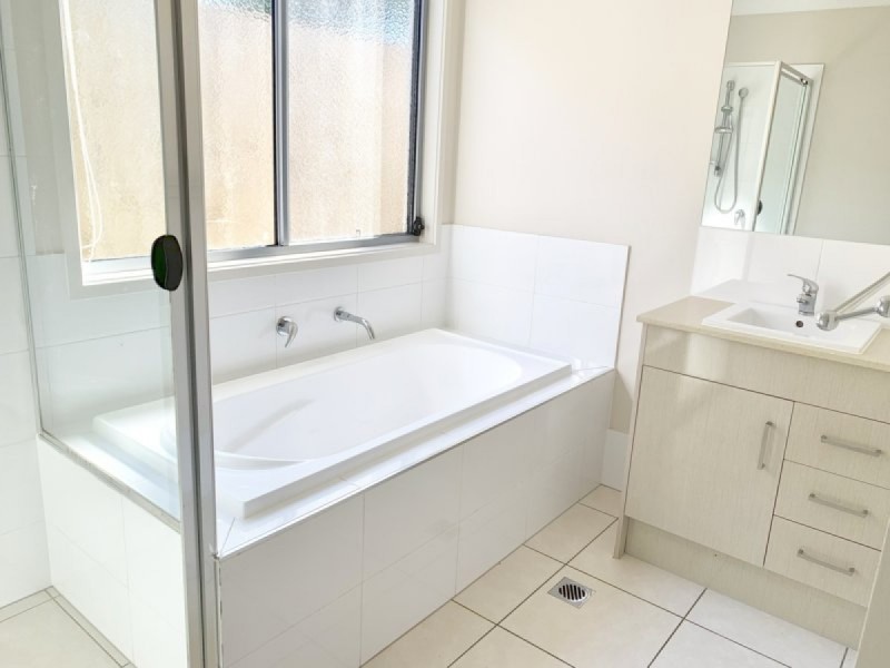 3B Moore Street, Victoria Point QLD 4165