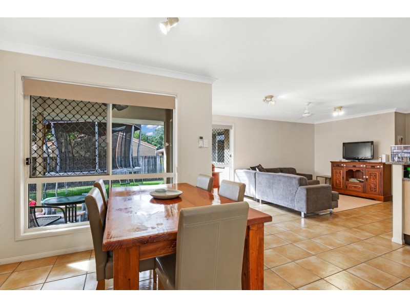 25 Glenbrook Avenue, Victoria Point QLD 4165
