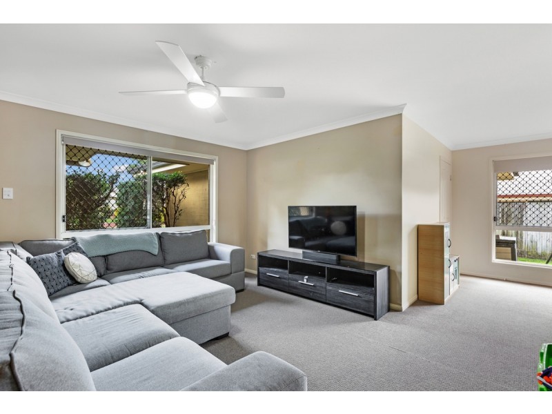 25 Glenbrook Avenue, Victoria Point QLD 4165