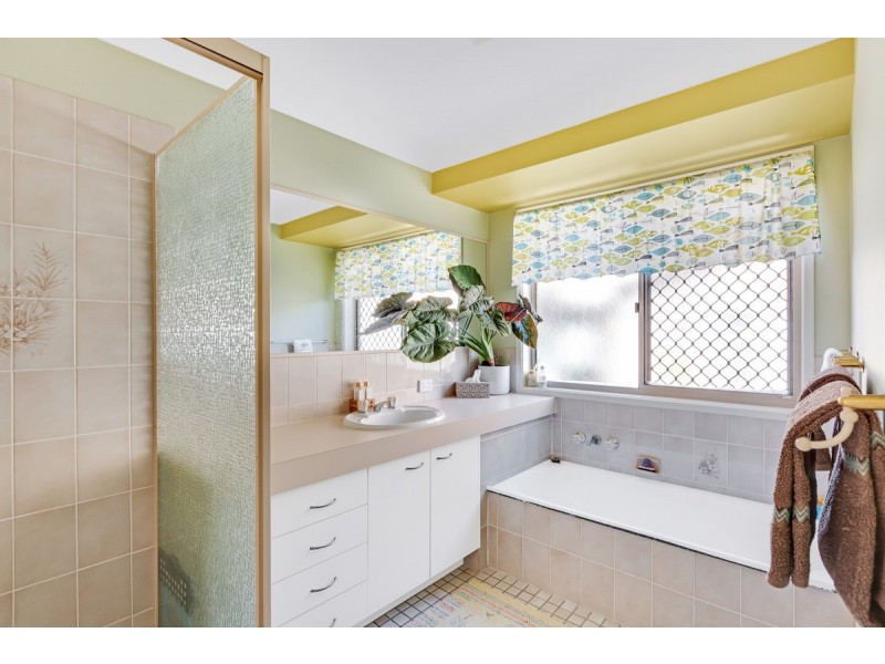 69 Point O’Halloran Road, Victoria Point QLD 4165