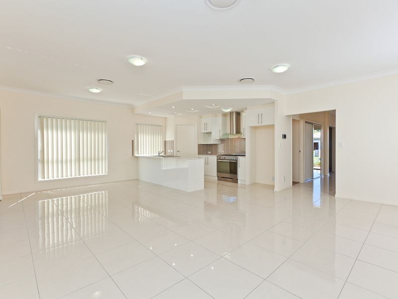 11 Gunadoo Street, Thornlands QLD 4164