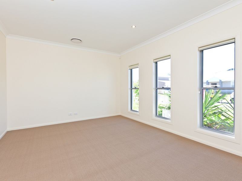 11 Gunadoo Street, Thornlands QLD 4164