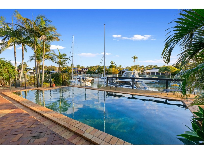 2 Pennant Court, Birkdale QLD 4159